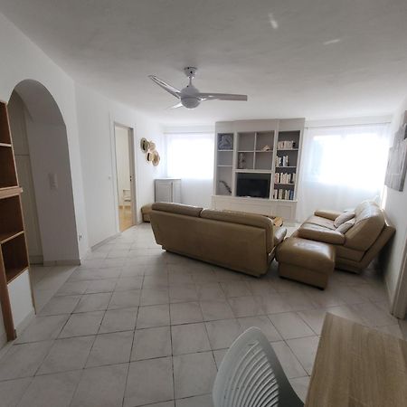 A Louer Haut De Villa 4 Pieces A Sainte-Maxime Golfe De St-Tropez Eksteriør billede