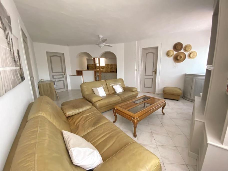 A Louer Haut De Villa 4 Pieces A Sainte-Maxime Golfe De St-Tropez Eksteriør billede
